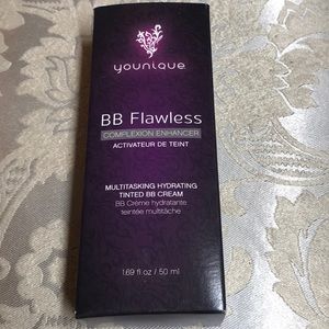 Younique cream tinted B.B. enhancer